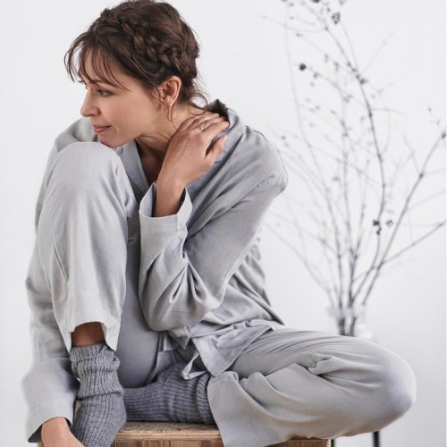 carebyme-vivienne-pantsshirt-karlaSQ_720x