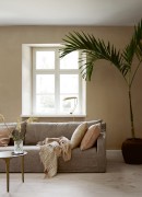 42580-tinekhome-feel-autumn-2018-softsofa-xl-stone-linthrow-rose-feeltableo45-hg-jarvase-xl-smo