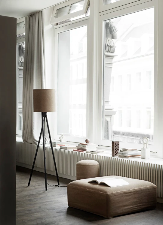 42952-daypuf35-pufsoft80-pufsoft100-lamptripod-l-black-shadeica-m-walnut-shadeica-l-walnut-1