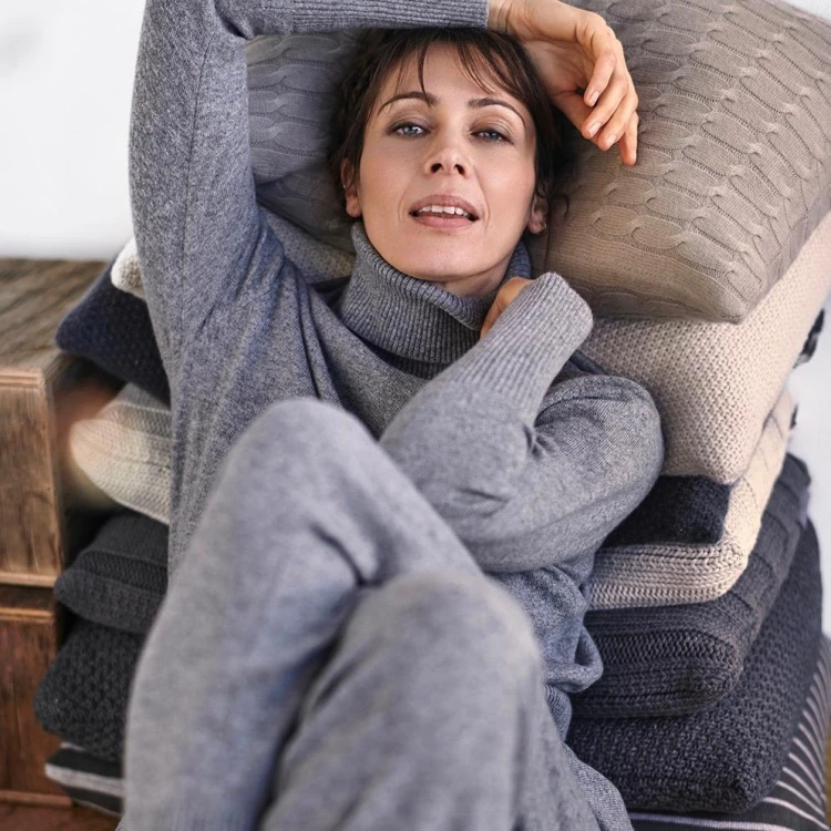 ozu3ziw7fpztdjdzo8w1 (1)