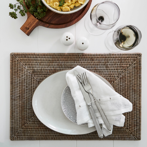 podkladka-na-stol-rattanowa-norah-lene-bjerre-casa-carina