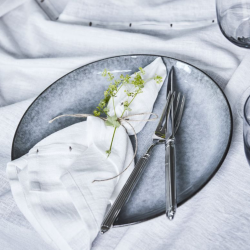 duzy-szary-talerz-obiadowy-amera-lene-bjerre-casa-carina