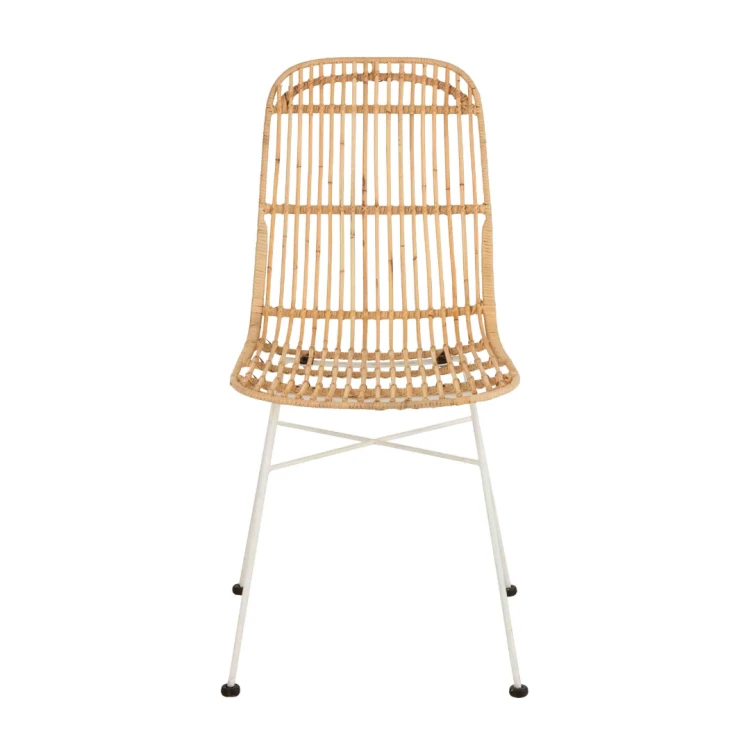 krzeslo-rattanowe-na-bialych-nogach-jline-casa-carina