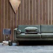 jasnozielona-kanapa-broste-copenhagen-casa-carina