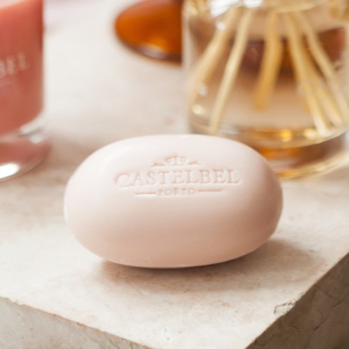 mydlo-o-zapachu-granatu-castelbel-casa-carina