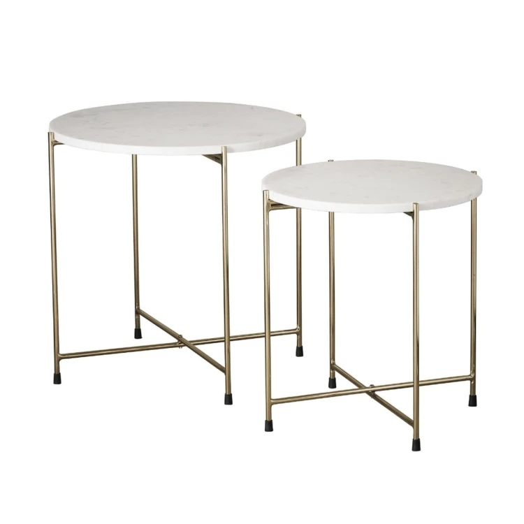 zestaw-dwoch-zlotych-stolikow-z-bialym-marmurowym-blatem-marmilla-lene-bjerre-casa-carina.jpg
