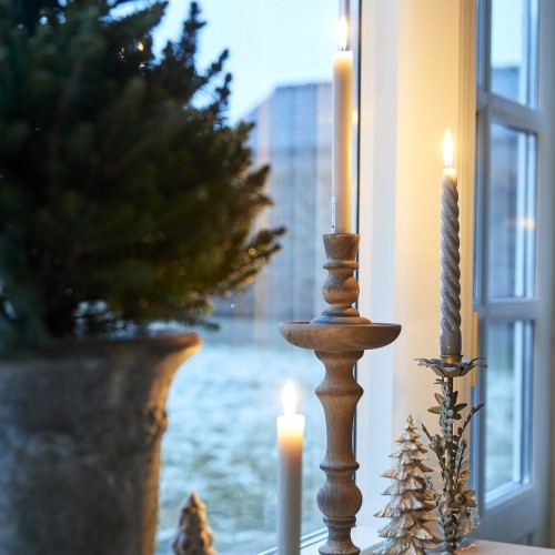 wysoki-drewniany-swiecznik-mango-42-holly-lene-bjerre-casa-carina.jpg