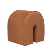 luksusowy-brazowy-puf-ze-skory-anilinowej-curved-kristina-dam-studio-casa-carina.jpg