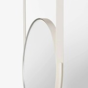 okragle-lustro-w-bezowej-ramie-mobile-mirror-kristina-dam-studio-casa-carina.jpg