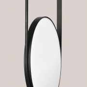 dwustronne-okragle-lustro-w-czarnej-ramie-mobile-mirror-kristina-dam-studio-casacarina.jpg