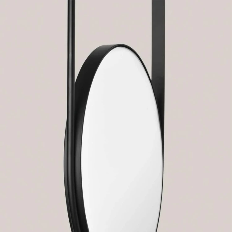 dwustronne-okragle-lustro-w-czarnej-ramie-mobile-mirror-kristina-dam-studio-casacarina.jpg