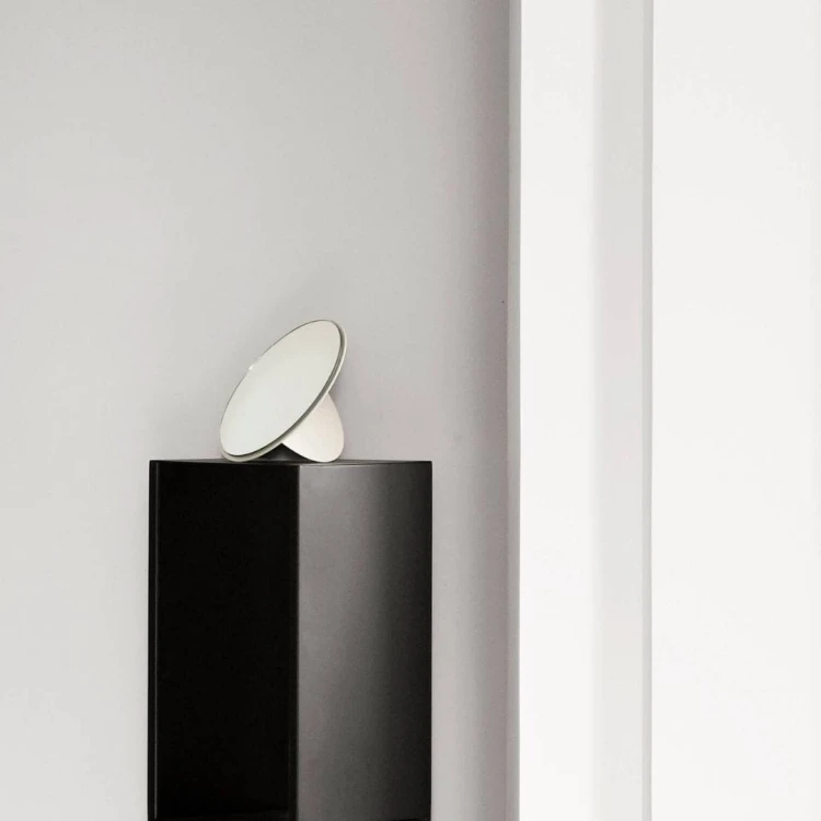 okragle-lusterko-codzienne-25-kristina-dam-studio-casa-carina.jpg