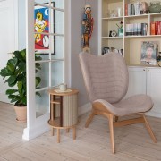 rozowy-fotel-conversation-piece-z-wysokim-oparciem-umage-casa-carina.jpg