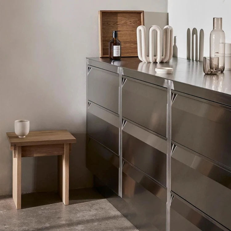 maly-japonski-stolek-stolik-debowy-40-cm-kristina-dam-studio-casa-carina.jpg