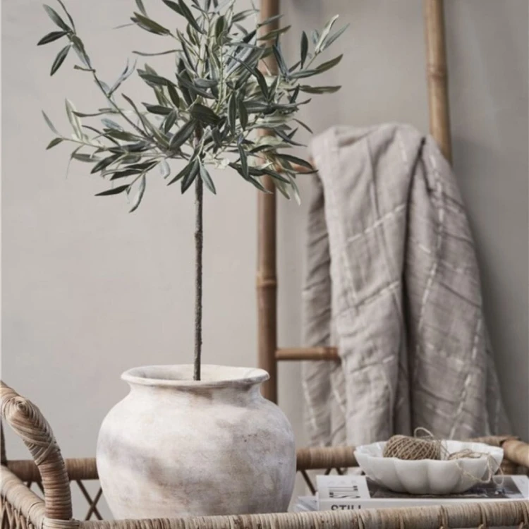 szara-antyczna-gliniana-doniczka-anna-26cm-lene-bjerre-casa-carina.jpg