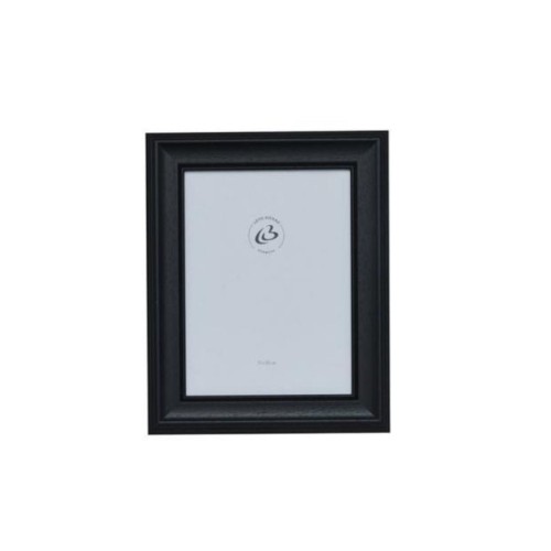 czarna-drewniana-ramka-na-zdjecie-15x20-austia-lene-bjerre-casa-carina.jpg