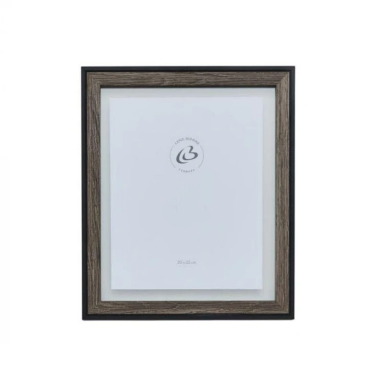 brazowo-czarna-drewniana-ramka-na-zdjecie-25x30-austia-lene-bjerre-casa-carina.jpg