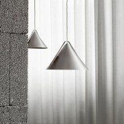 mala-stozkowa-lampa-wiszaca-e27-kristina-dam-studio-casa-carina.jpg