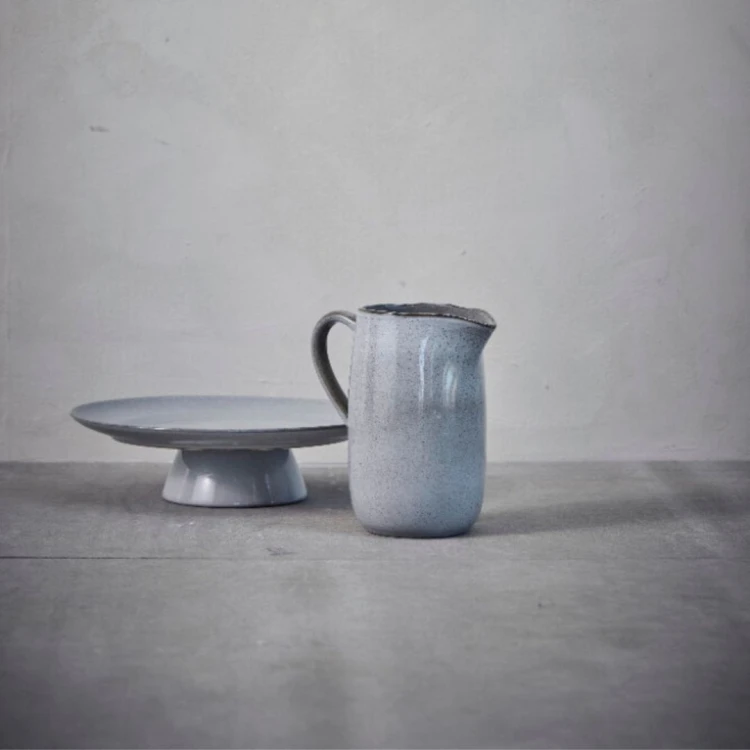 szara-patera-ceramiczna-amera-lene-bjerre-casacarina.jpg