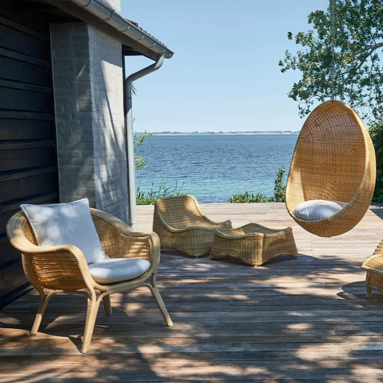 fotel-wypoczynkowy-z-podnozkiem-chill-sikadesign-casa-carina.webp