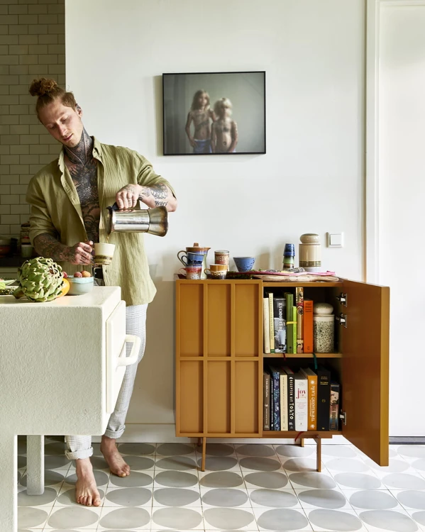 HKLIVING -Komoda na nóżkach pomarańczowa