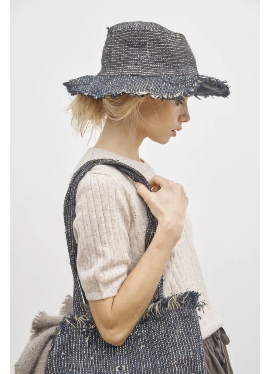 casacarina niebieski.jpg