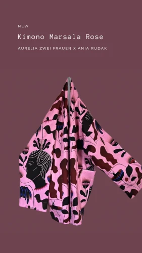 CASA CARINA KIMONO.webp