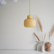 lampa-wiszaca-stone-s-woud -musztarda s.jpg