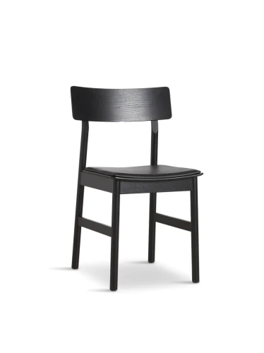 WOUD_czarne krzesło.webp