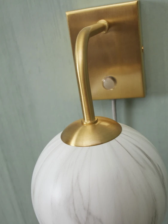 3e52af3927b2423be15312ed27315bf6