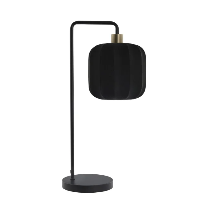 czarna lampa.webp