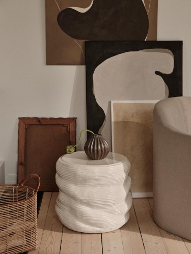 stolik jasny 1 z kamionki.jpg