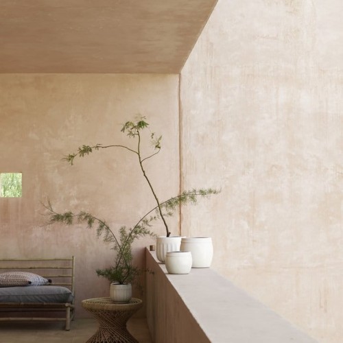 zestaw białych doniczek