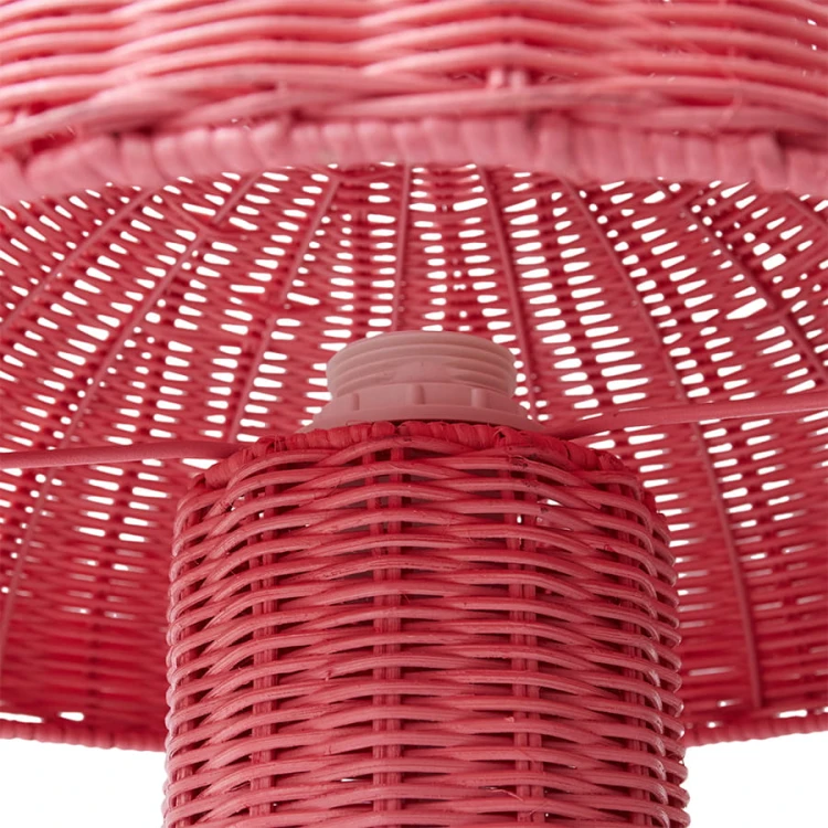 Lampa stołowa rattanowa różowa