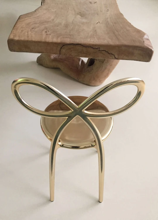 Zestaw 2 krzeseł Ribbon metalowych różowo złotych