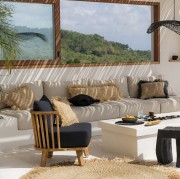 Fotel-ogrodowy-drewniany-z-poduszka-Malawi-Black---Bazar-Bizar (1).jpg