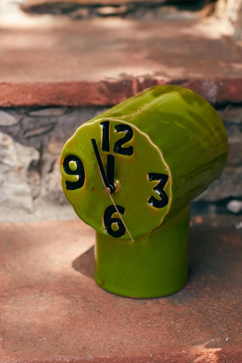 Zegar ceramiczny Retro oliwkowy