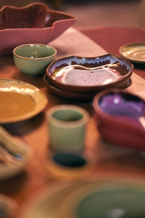 Talerz w kształcie muszli, sienna