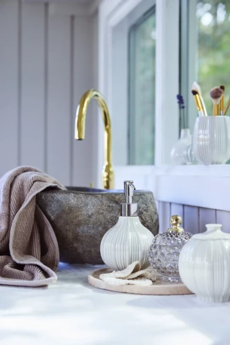 Lene Bjerre- ceramiczny dozownik łazienkowy biały Lily