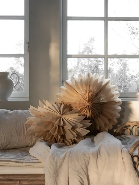 Watt&Veke -Gwiazda świąteczna beżowa Athena 50