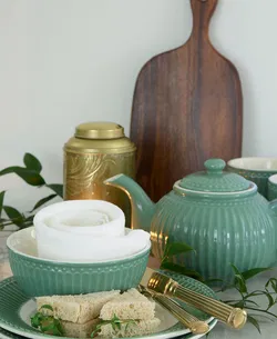 GreenGate-ceramiczny dzbanek do herbaty ALICE dusty green