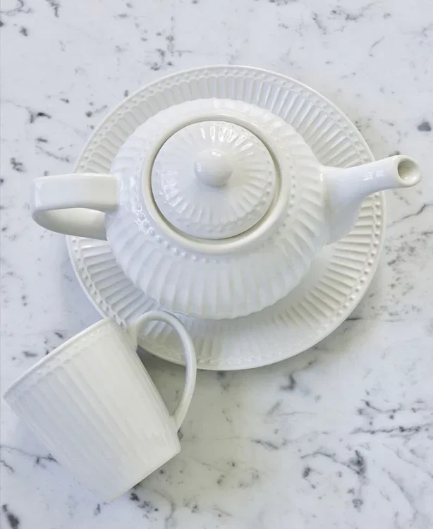 GreenGate-ceramiczny dzbanek do herbaty ALICE white