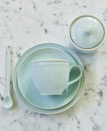 GreenGate-ceramiczna filiżanka z talerzykiem ALICE pale blue
