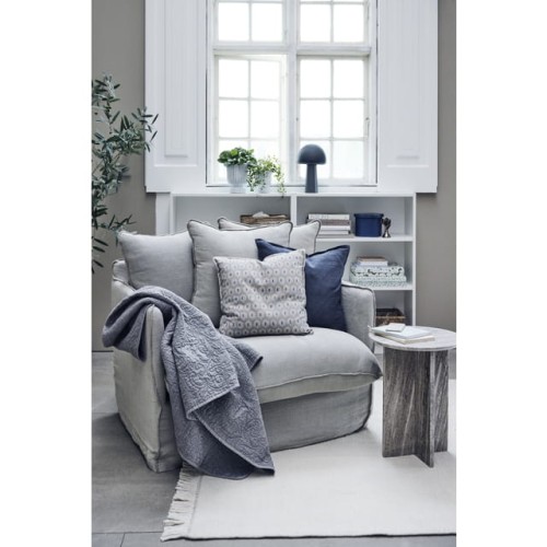 Lene Bjerre- poszewka na poduszkę 60x40 Visilia beżowa w haftowane kwiaty niebieskie