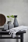 portia-dispenser-monument-grey1