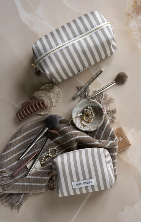 LENE BJERRE - kosmetyczka Ayille Stripe biała