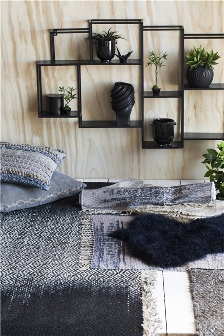 helleria-flower-pot-black-oe12x12-5-cm1