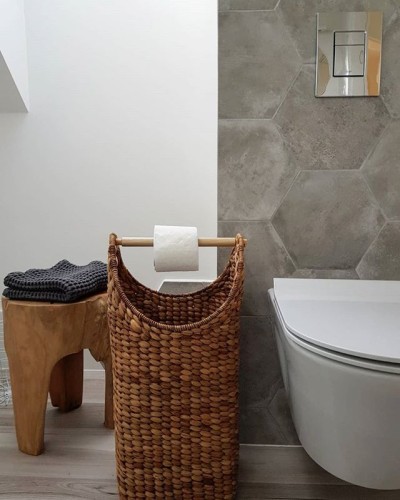 42448254_292176621386476_6152963474932883168_n